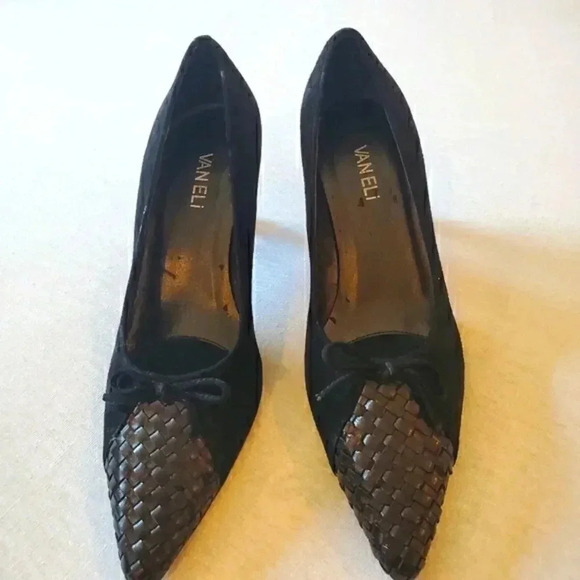 NWOT Vaneli "Luanne" black suede & leather kitten heels Size 8 - Picture 2 of 5